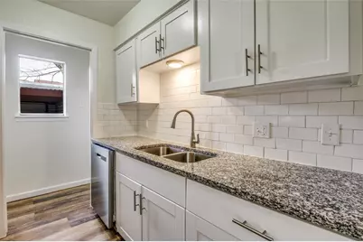 226 Rolling Hills Place, Lancaster, TX 75146 - Photo 10