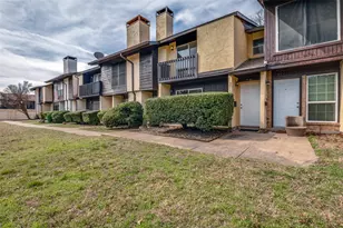 226 Rolling Hills Pl, Lancaster, TX 75146 - Photo 2