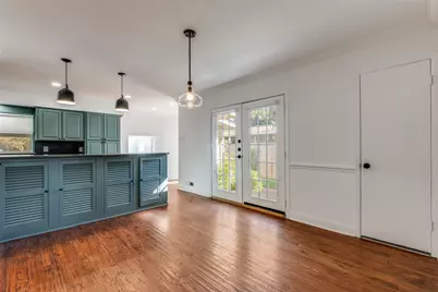 7236 Wake Forrest Drive, Dallas, TX 75214 - Photo 14