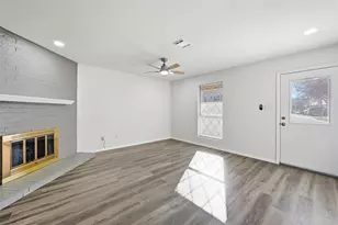 73 Winchester Dr, Euless, TX 76039 - Photo 6