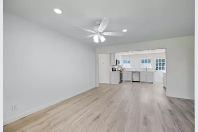 4533 Geddes Avenue, Fort Worth, TX 76107 - Photo 8