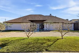 7736 Lone Moor Cir, Dallas, TX 75248 - Photo 1