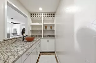 7736 Lone Moor Cir, Dallas, TX 75248 - Photo 16