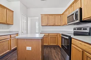 202 Bob White Dr, Red Oak, TX 75154 - Photo 8