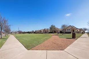 824 8th St, Argyle, TX 76226 - Photo 24