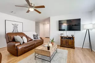 542 Del Mar Dr, Ponder, TX 76259 - Photo 8