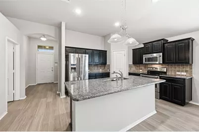 405 Elk Run Drive, Fort Worth, TX 76140 - Photo 4