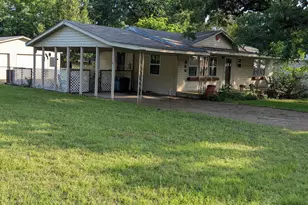220 Littlefield Dr, East Tawakoni, TX 75472 - Photo 1