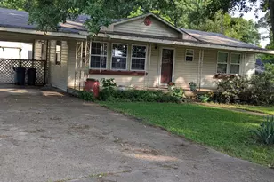 220 Littlefield Dr, East Tawakoni, TX 75472 - Photo 2