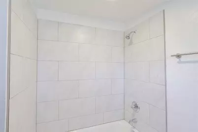 217 N Burdette Avenue, Sherman, TX 75090 - Photo 6