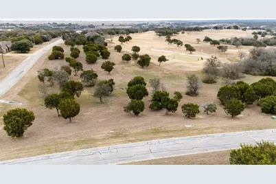 7105 S Aberdeen Drive, Cleburne, TX 76033 - Photo 2