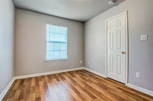 2400 18th St, Plano, TX 75074 - Photo 10