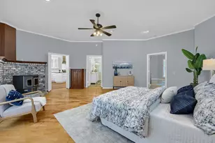 102 Santee Dr, Lake Kiowa, TX 76240 - Photo 16