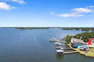 173 Tanglewood Dr, Mabank, TX 75156 - Photo 2