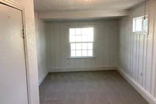 2240 Bonnie Brae Ave, Fort Worth, TX 76111 - Photo 8