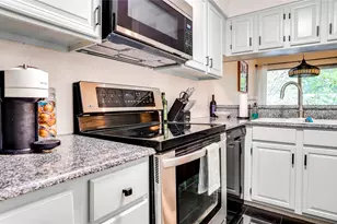 5740 Martel Ave, Dallas, TX 75206 - Photo 14