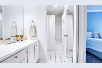 5740 Martel Avenue #A19, Dallas, TX 75206 - Photo 22