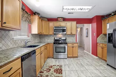 325 Stately Oak Lane, Lake Dallas, TX 75065 - Photo 2