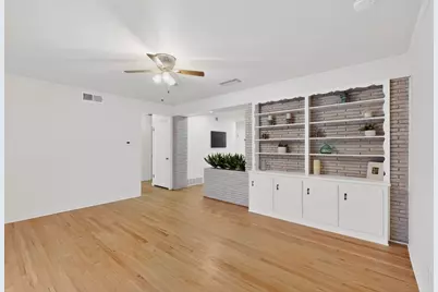 210 N Summit Street, Red Oak, TX 75154 - Photo 8