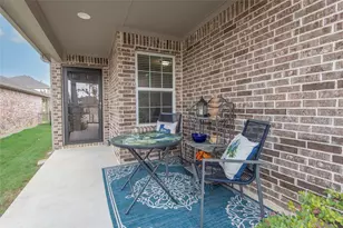 7633 Rampart Dr, Little Elm, TX 76227 - Photo 2