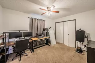 655 Ridgeline Dr, Hurst, TX 76053 - Photo 14