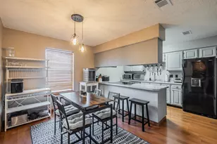 655 Ridgeline Dr, Hurst, TX 76053 - Photo 2