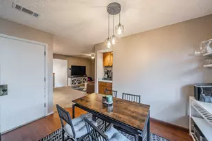 655 Ridgeline Dr, Hurst, TX 76053 - Photo 4