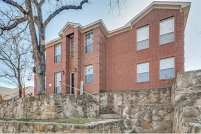 5302 Bradley Lane, Arlington, TX 76017 - Photo 2