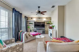 5302 Bradley Ln, Arlington, TX 76017 - Photo 8