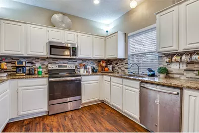 5302 Bradley Lane, Arlington, TX 76017 - Photo 14