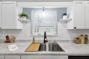 513 W Lamar St, Alvord, TX 76225 - Photo 24