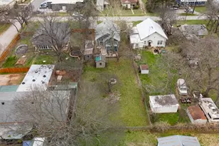 513 W Lamar St, Alvord, TX 76225 - Photo 34