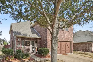 317 Eastland Dr, Lewisville, TX 75056 - Photo 2