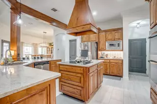 104 Oakbend Ct, Weatherford, TX 76088 - Photo 10