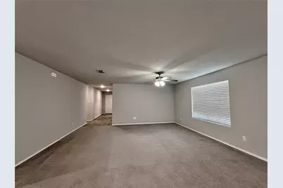 824 Towngreen Drive, Cleburne, TX 76031 - Photo 10