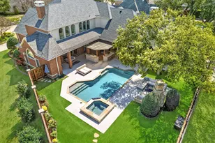 6433 Rockbluff Cir, Plano, TX 75024 - Photo 2