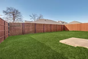 8916 Catalonia Dr, Dallas, TX 75217 - Photo 24