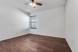 8916 Catalonia Dr, Dallas, TX 75217 - Photo 18