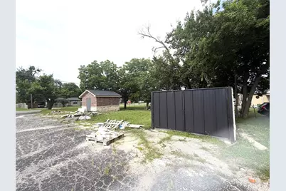 900 N Broughton Street, Sherman, TX 75090 - Photo 10