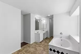 1124 Breezewood Dr, Lewisville, TX 75077 - Photo 26