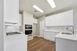 5128 Timber Park Dr, Flower Mound, TX 75028 - Photo 4