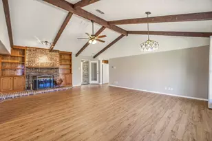 102 Shady Oak Dr, Weatherford, TX 76087 - Photo 6