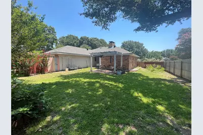 8679 Woodstream Drive, Frisco, TX 75034 - Photo 10