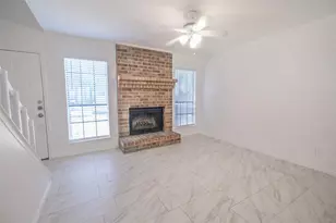 1028 McKinley St, Benbrook, TX 76126 - Photo 4