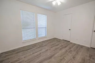 1028 McKinley Street #B, Benbrook, TX 76126 - Photo 16