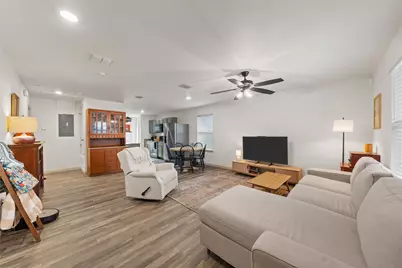 1124 N 13th Street, Waco, TX 76707 - Photo 6