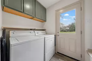 1124 N 13th St, Waco, TX 76707 - Photo 10