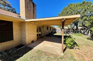 706 Heritage Trail, Granbury, TX 76048 - Photo 22