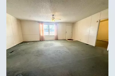 211 W F, Munday, TX 76371 - Photo 4