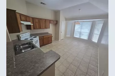 6622 Fairglen Drive, Arlington, TX 76002 - Photo 2